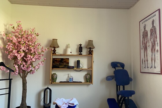 Janusz Massage - photo 0