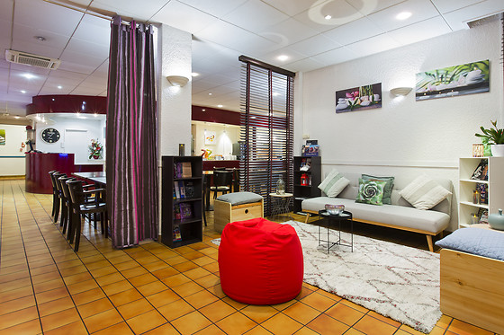 Comfort Hotel Montlucon - photo 8