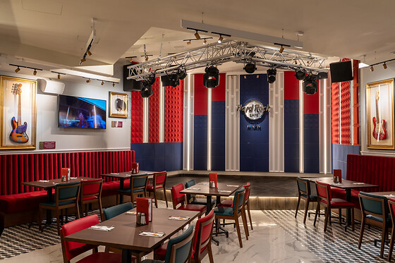 Hard Rock Cafe Milan - photo 3