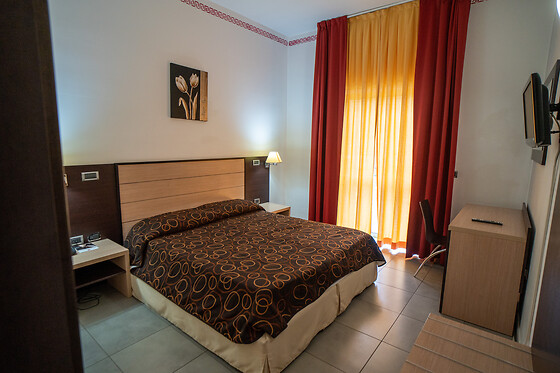 Hotel Insteia - photo 10