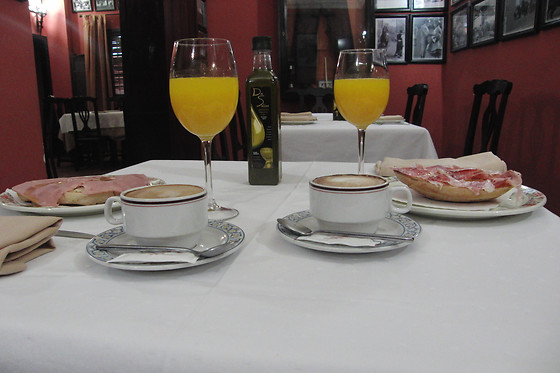 HOSTAL PECHI - photo 4