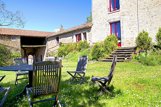 Logis la Tour des Laudes - photo 6