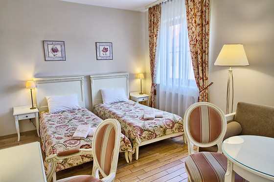 Villa Estera - Hotel & Restauracja - photo 1