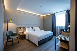 Expo Tower by Mellow Mood Hotels