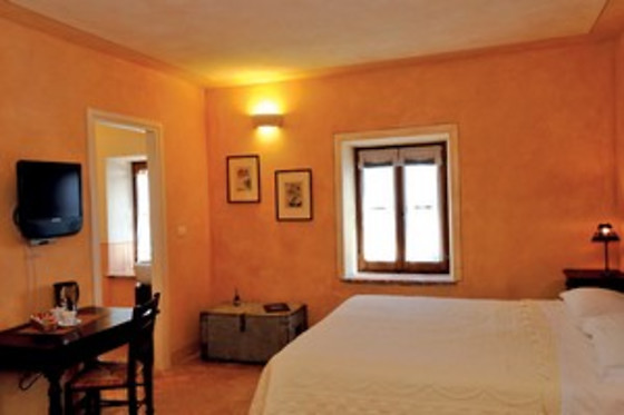 Agriturismo La tavola dei cavalieri - photo 2